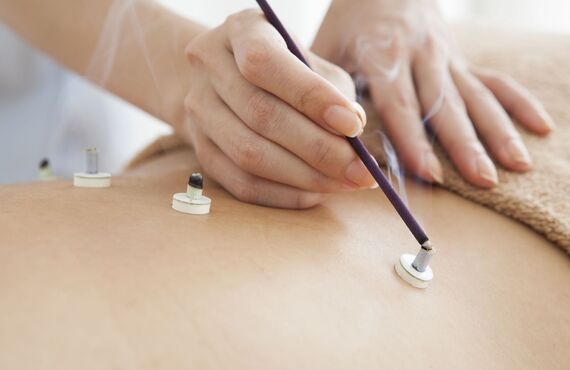 熊本で鍼灸を行う当院に慢性的な肩こりのお悩みもぜひご相談ください